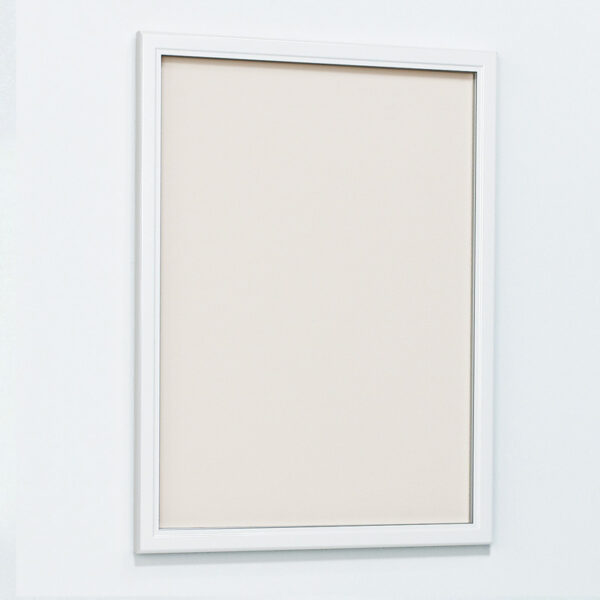 アルモード 壁面掲示板 617 ホワイト 屋内用 A3タテ 掲示シート仕様(商品コード:053682)